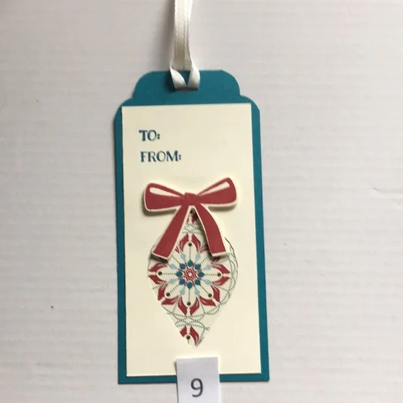 PICK 12 Fancy Christmas Tags FREE SHIPPING - Picture 10 of 15